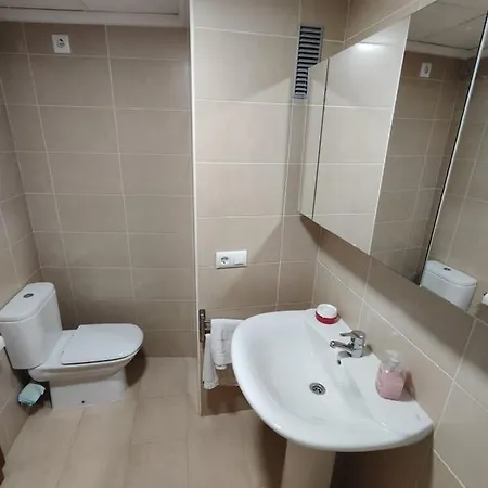 Piso Cercano Al Puerto Apartment *